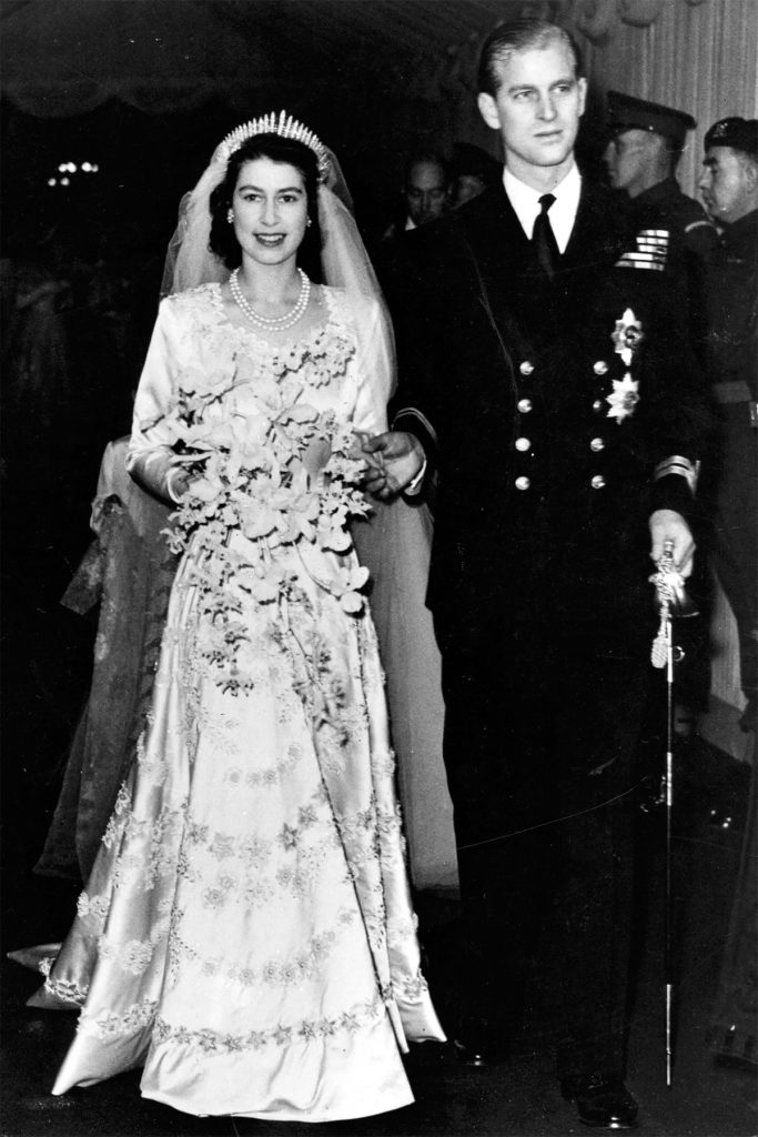 Queen Elizabeth’s tiara broke on her wedding day