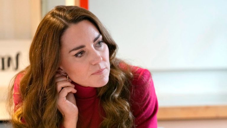 Kate Middleton despised Meghan Markle and Prince Harry? (Video) Kate Middleton's reaction