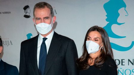 Queen Letizia's gesture of affection towards King Felipe