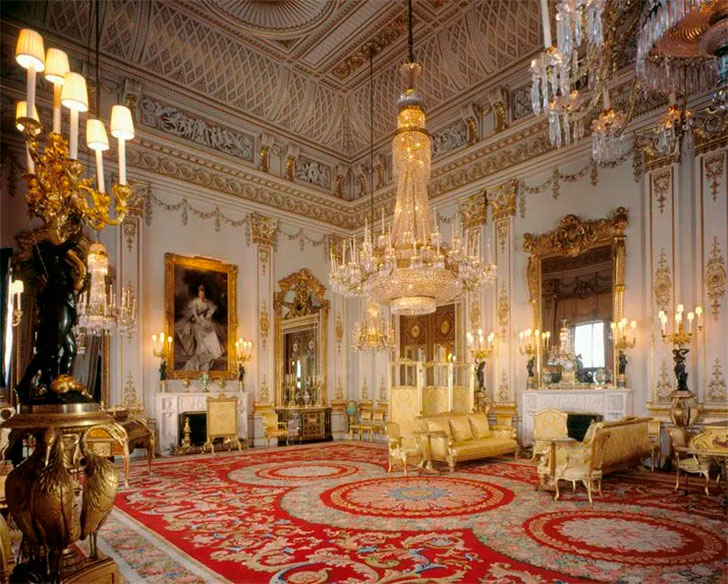 how many rooms does Buckingham Palace have » Elizabeth II of the United Kingdom