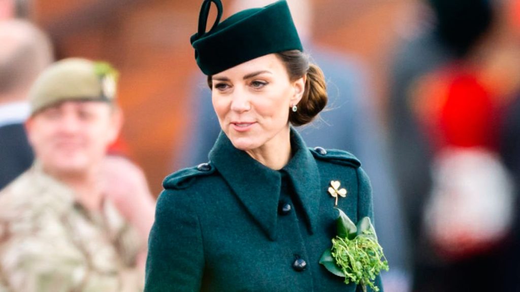 Kate Middleton dazzles on St. Patrick’s Day in beautiful coat Kate Middleton on St. Patrick's Day