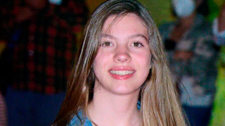 Princess Sofia wears a big smile and transparent brackets (Photos) Princess Sofia of Spain