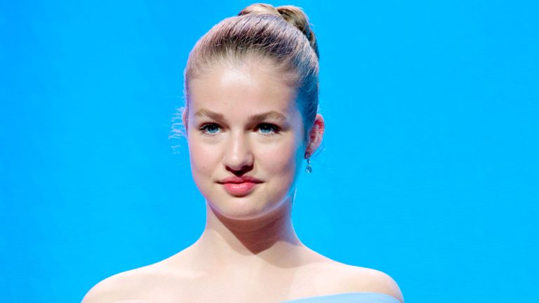 This is how Princess Leonor surprised with her look and speech in three languages Princess Leonor at the Princess of Girona Foundation Awards 2022