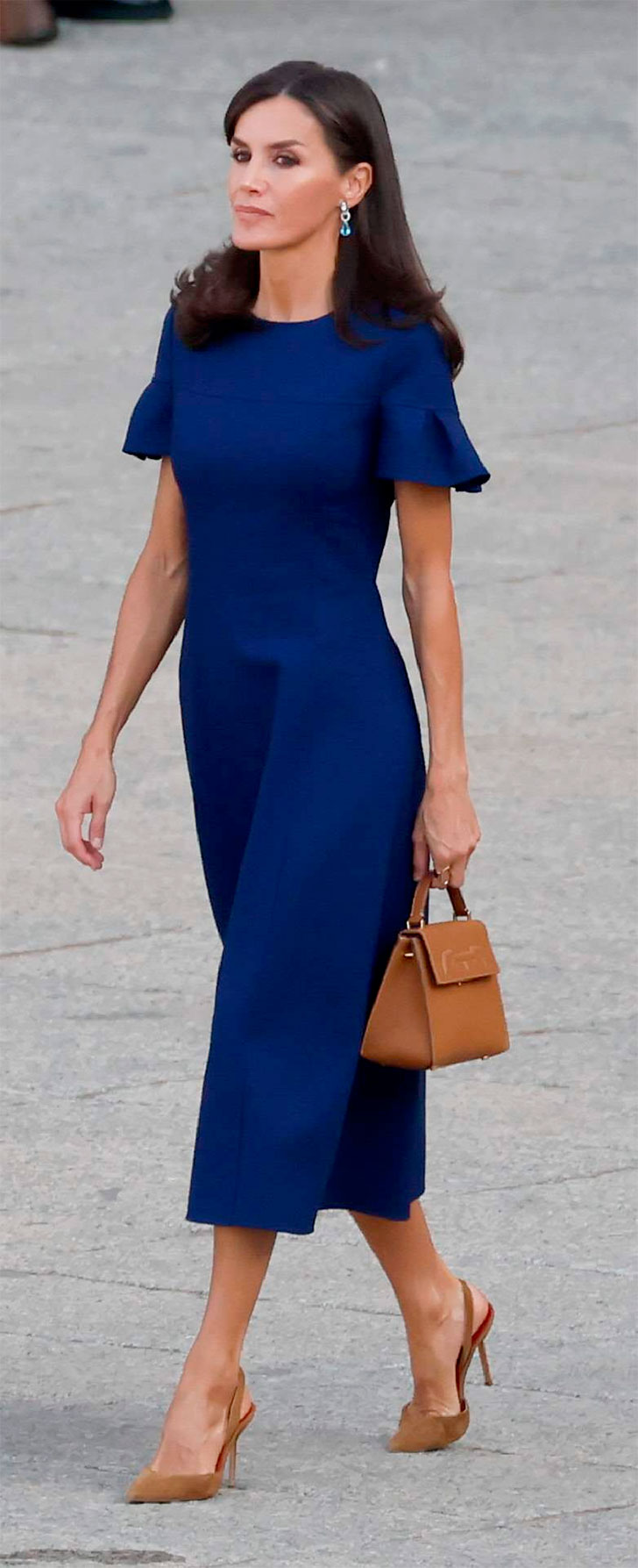 Queen Letizia navy blue dress