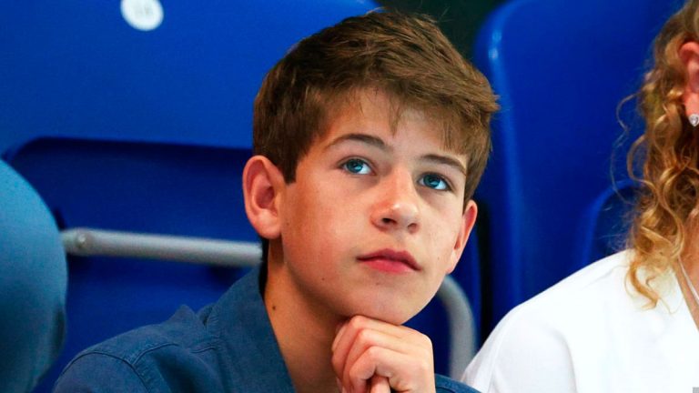 James Mountbatten-Windsor: this is how the lesser-known grandson of Queen Elizabeth II has grown up Photos of James Mountbatten Windsor