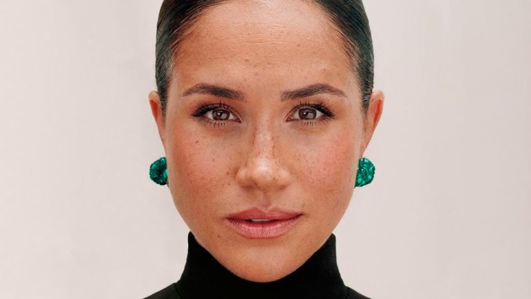 Meghan Markle announces her return to Instagram and stars in a stunning magazine cover Meghan Markle in The Cut magazine