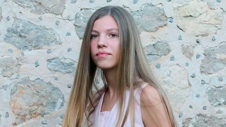 Infanta Sofia wants to study in Wales with her sister Princess Leonor Infanta Sofia study in Wales