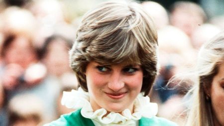 The day Princess Diana was photographed pregnant in a bikini Princess Diana pregnant in bikini