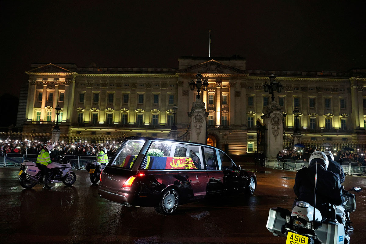 Queen Elizabeth's coffin at Buckingham Palace