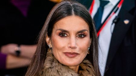 Queen Letizia young