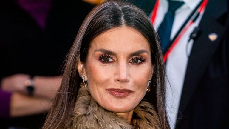 Before and after: This is what Queen Letizia looked like when she was young (PHOTOS) Queen Letizia young