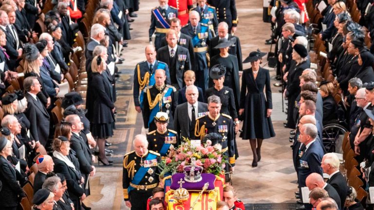 Pictures of the royals who cried at Queen Elizabeth’s funeral royals crying at funeral