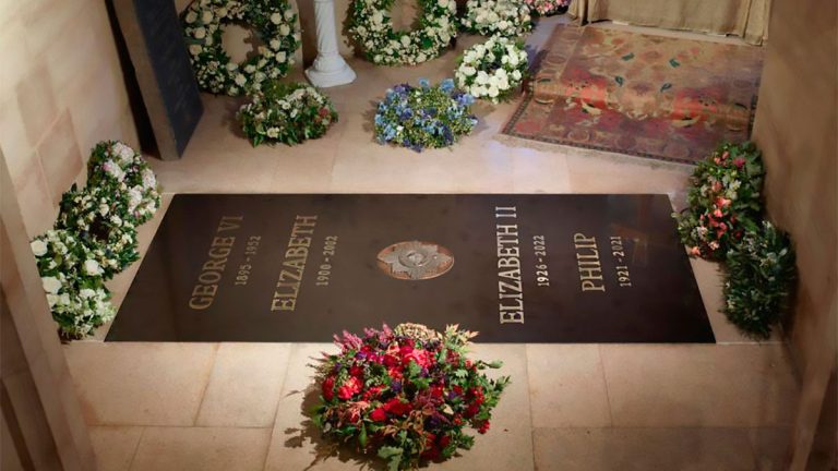 How much does it cost to visit the Queen Elizabeth II’s grave and why the price generates controversy? Queen Elizabeth II's grave