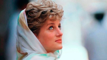 Touching unpublished photo of Princess Diana is released Princess Diana's brother