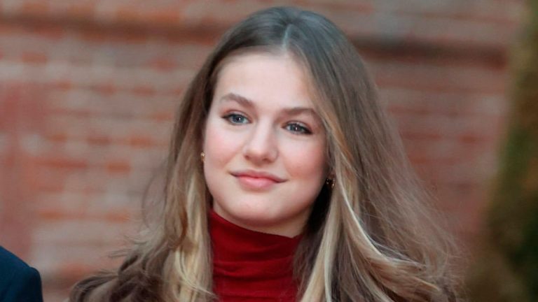 Princess Leonor of Spain looks her most grown-up self Princess Leonor at the headquarters of the Red Cross