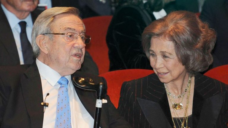 How many sons did Constantine of Greece have? Queen Sofia mourns the departure of her brother Sons of King Constantine of Greece