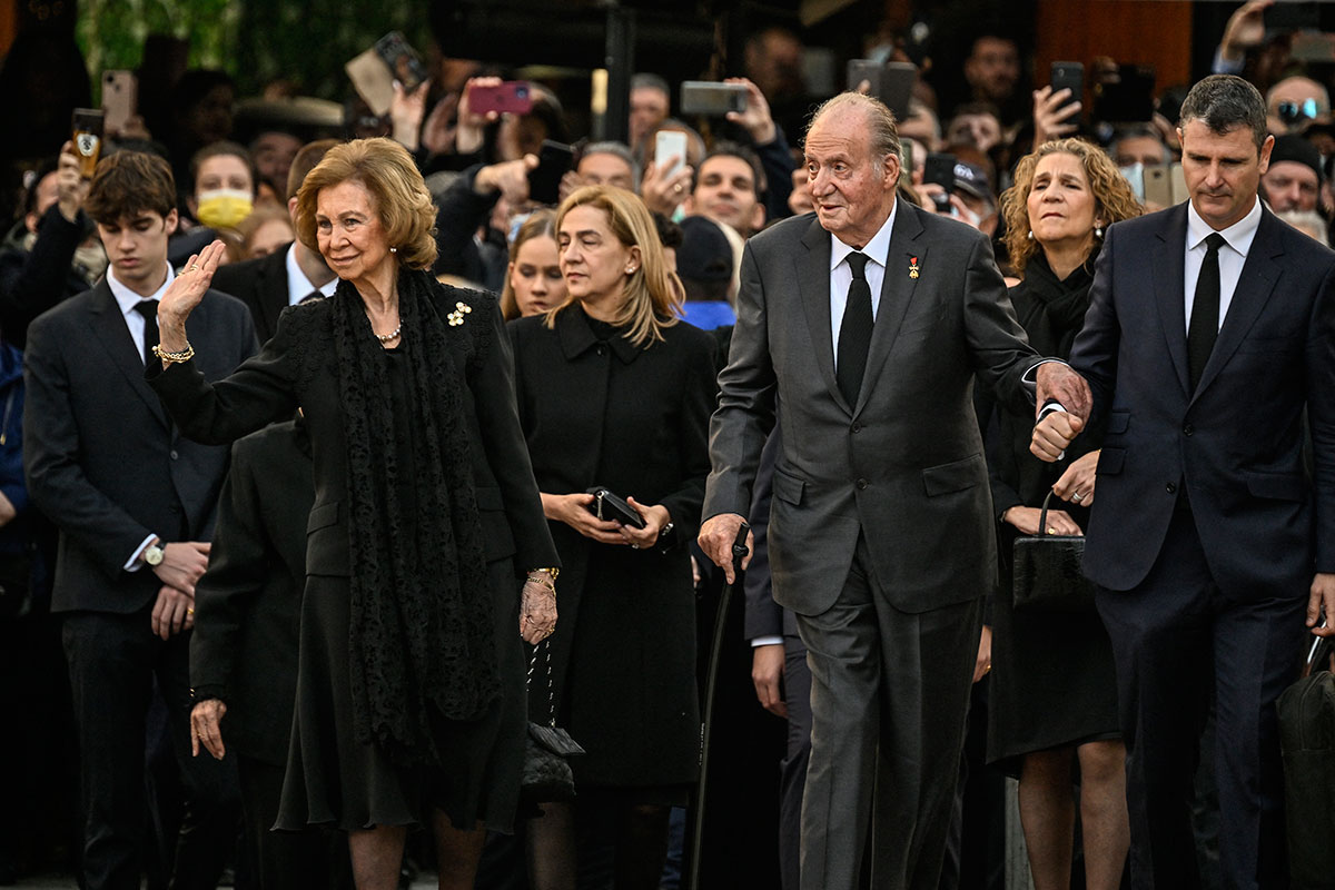 Spanish royal family gathers