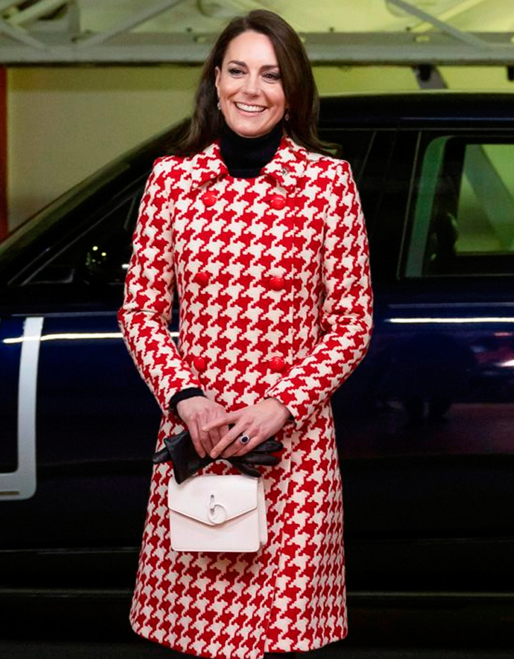 Kate Middleton in a houndstooth coat