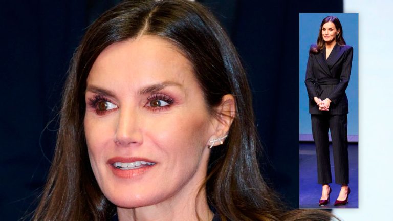PHOTOS: Queen Letizia impresses in a working girl outfit in Asturias Queen Letizia style in Asturias