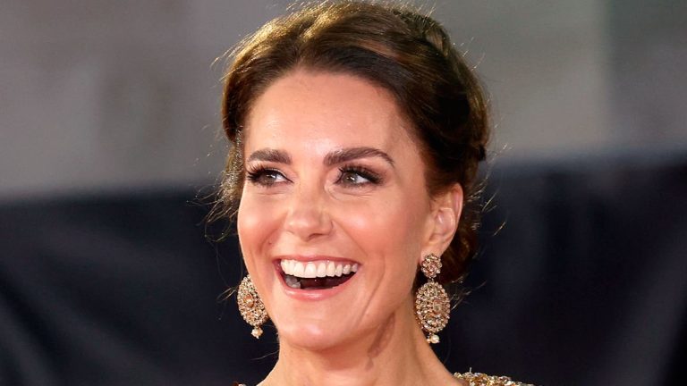 The top designers who dress Kate Middleton who dresses kate middleton