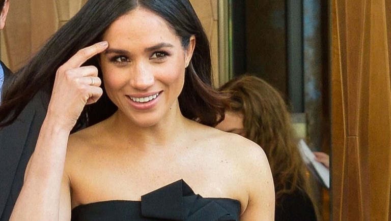 How much are the Chanel bag, and the outfit Meghan Markle wore on her latest outing? Meghan Markle's Chanel bag