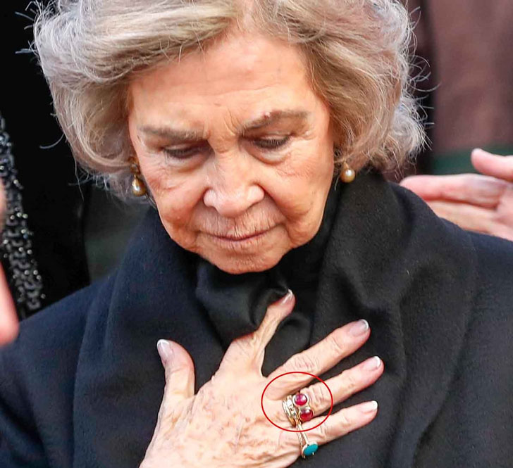Queen Sofia engagement ring