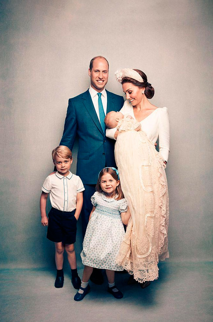 photo oficial Prince Louis' christening