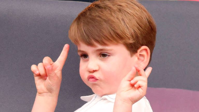 PHOTOS: Prince Louis celebrates his 5th birthday, Kate breaks with tradition Prince Louis' birthday photos