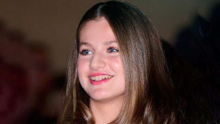 What celebration will Princess Leonor have before returning to Wales? Princess Leonor to attend Paloma Rocasolano's birthday party