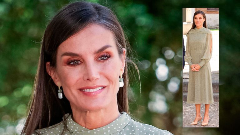 Queen Letizia has rescued her elegant and sophisticated polka dot dress Queen Letizia in a polka dot dress at the Cervantes Awards