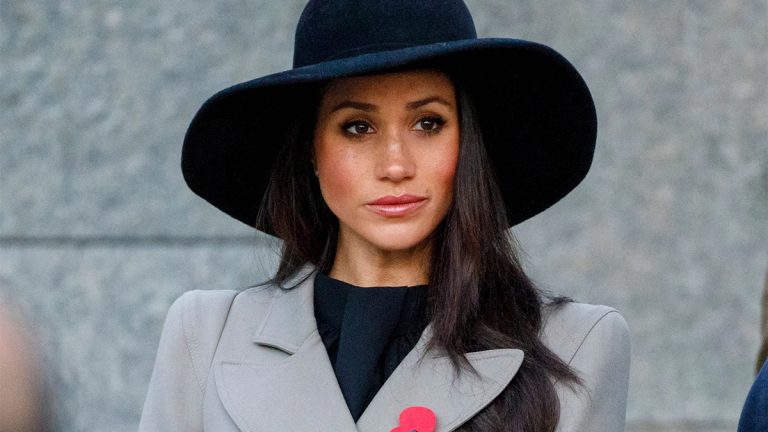 Did Meghan Markle have plastic surgery? The Duchess of Sussex debuts a new look (Photos) Meghan Markle new look