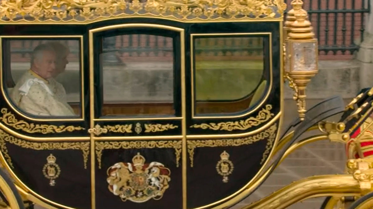 Procession from Buckingham Palace to Westminster Abbey » King Charles III