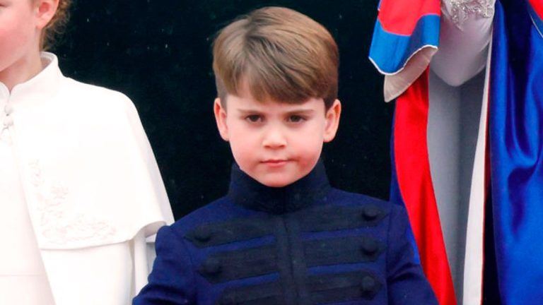 VIDEO: Prince Louis steals the show at coronation with infectious dance on Buckingham’s balcony Prince Louis dancing at the coronation
