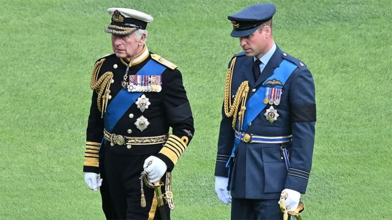 What is the “The Homage of Royal Blood”: William’s role at the coronation Prince William's role at the coronation