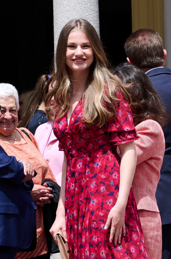 princess Leonor and queen Sofia at the Confirmation