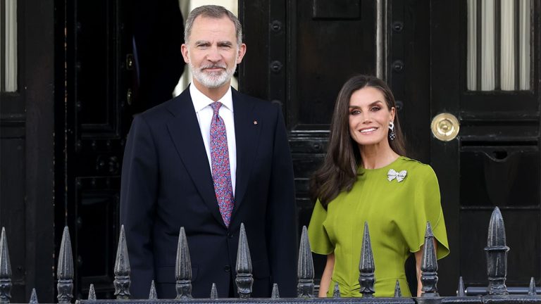 PHOTOS: Queen Letizia’s stunning look as she arrives in London for Charles’ coronation Queen letizia style in london