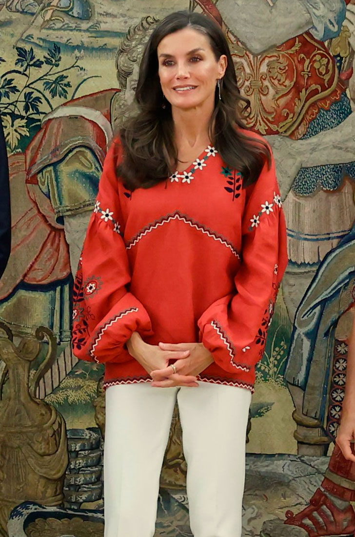 Queen Letizia in red linen blouse