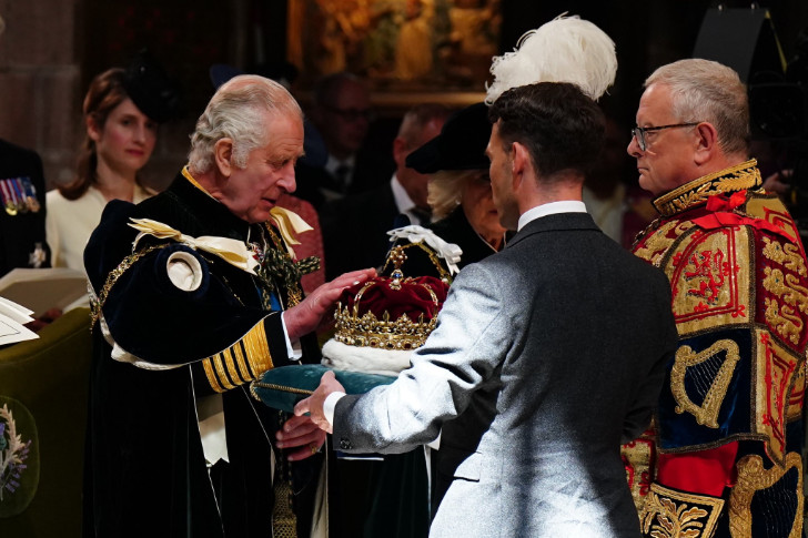 King Charles receives The Honors of Scotland