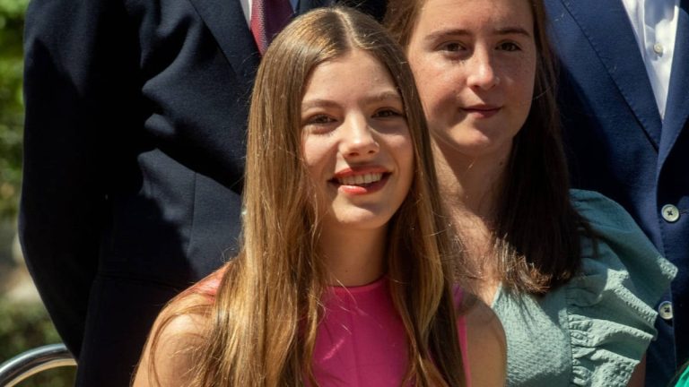 Dressed in fashion: Infanta Sofia impresses with her pink dress Infanta Sofia in a pink dress