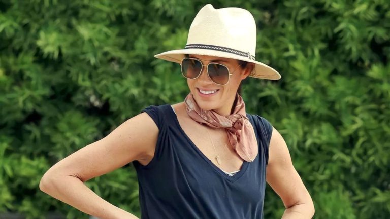 How much does Meghan Markle’s new disc pendant necklace cost? Meghan Markle's disc pendant necklace