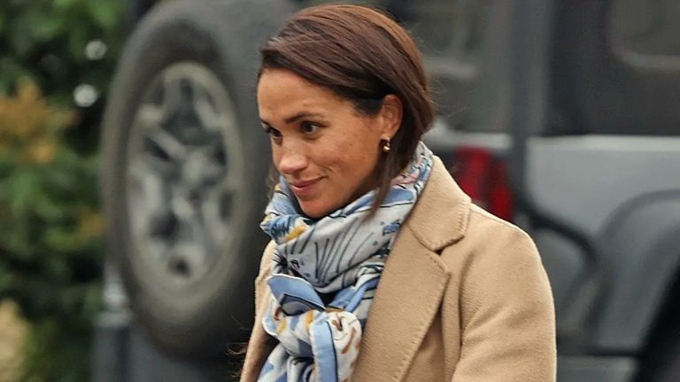 The photo revealing Meghan Markle wears stress patches Meghan Markle wears stress patch