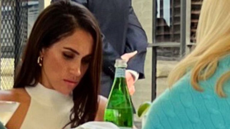 PHOTO: Rumor grows about Meghan Markle’s return to acting Meghan Markle at Lucky's Steakhouse