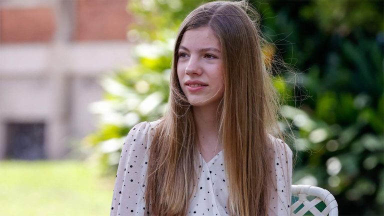 PHOTOS: Infanta Sofia ‘escapes’ from UWC Atlantic College in Wales Infanta Sofia's excursion in Wales