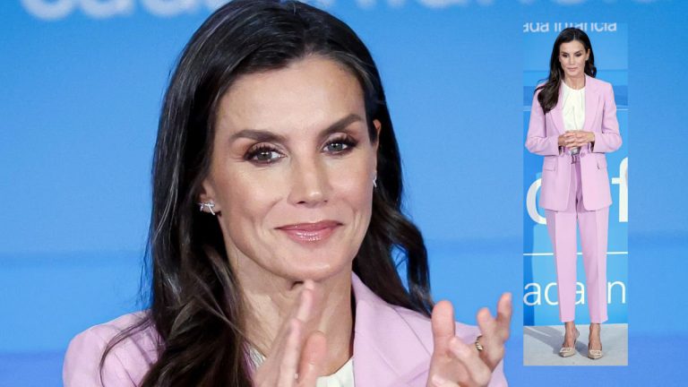 Queen Letizia resumes her agenda and wears a spectacular pink outfit that will be trendy Queen Letizia's pink suit by Hugo Boss