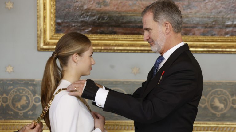Collar of the Order of Charles III: The meaning of Princess Leonor’s gift for her 18th birthday Order of Charles III
