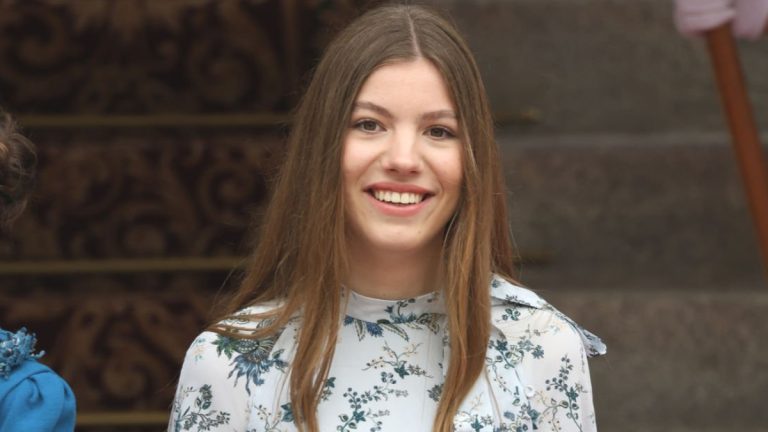 How much did Infanta Sofia’s rented dress cost and why did her stylistic choice generate controversy? Infanta Sofia's rented dress