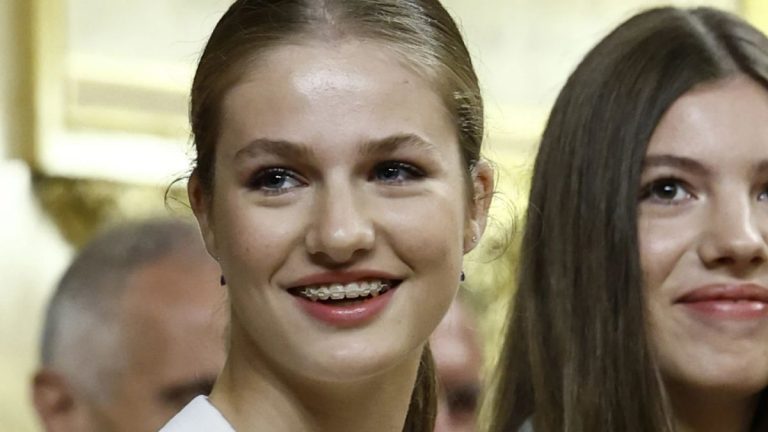 This is the modern technique used by Princess Leonor to make up her eyebrows and make them look very natural Princess Leonor's eyebrow make-up