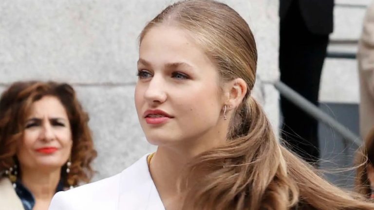 This is the secret of Princess Leonor’s lip makeup: It made her look stunning on her big day Princess Leonor's lip makeup