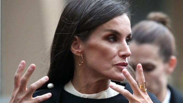 Why doesn’t Queen Letizia wear nail polish? Queen Letizia's manicure