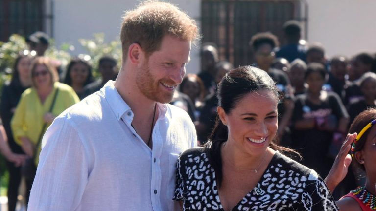 PHOTOS: The Duke and Duchess of Sussex enjoy a relaxing family vacation in Costa Rica Prince Harry and Meghan Markle in Costa Rica